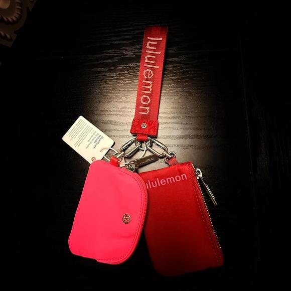 Lululemon Dual Pouch Wristlet Pink Red Keychain Wallet Coin Purse NWT - Picture 2 of 5